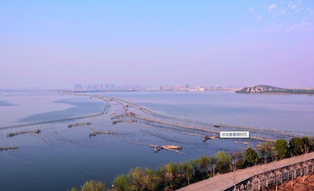 1534493232772701.png 汤逊湖.png